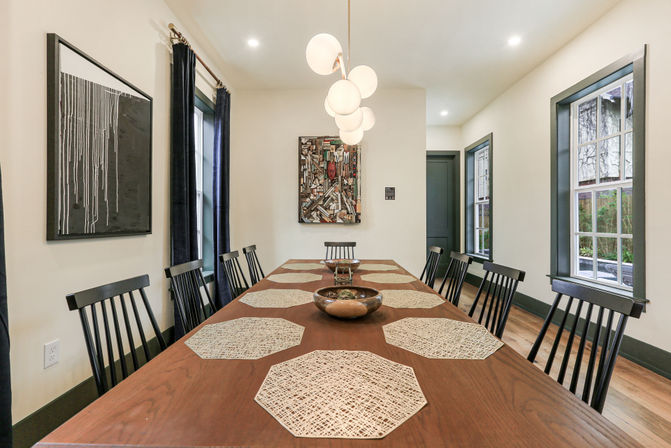 Private Paradise: Contemporary Art, Tiki Bar, Private Heated Pool & Hot Tub  image 17