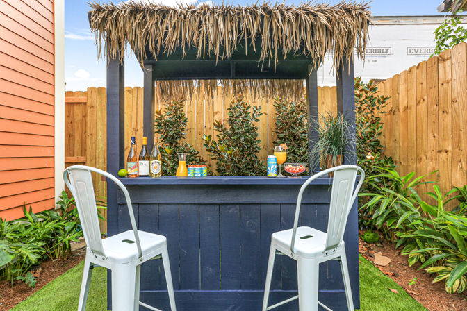 Private Paradise: Contemporary Art, Tiki Bar, Private Heated Pool & Hot Tub  image 68