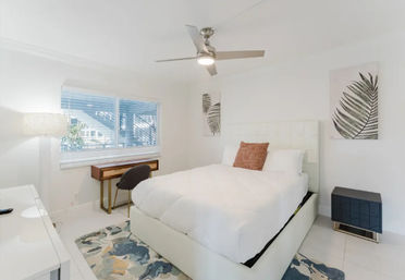 Waterfront Designer Stay: Pool, Hot Tub, Balcony & Views in Boca image 14