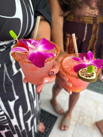 SoFlo Pours Private Bar Service image 5