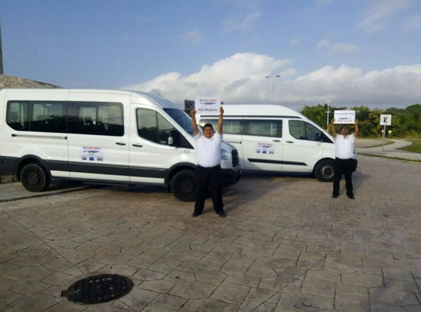 Private Transportation Service: Transfer to/from Cancun Airport image 3
