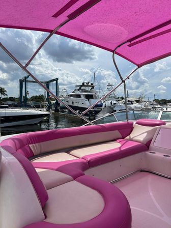Pink Miami Yacht Charter Hello Kitty: 50ft Pink Maxum Charter image 3
