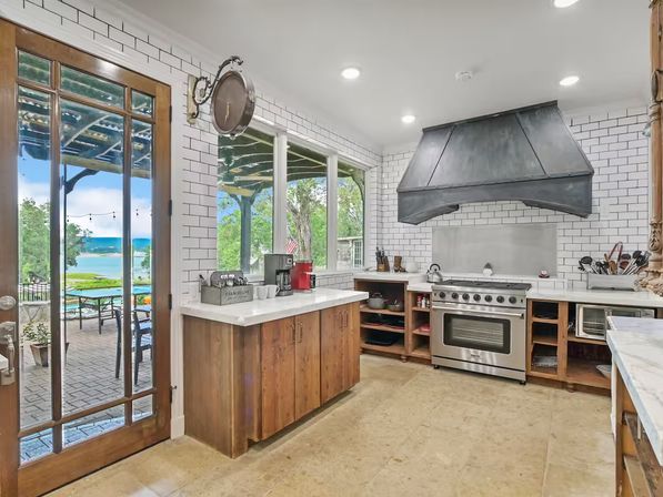 Austin Escape on Lake Travis: Pool, Firepit, Ping Pong + Pool House Bar image 13