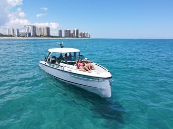 Bachelorette Booze Cruise: Custom Private Tour with BYOB image 4