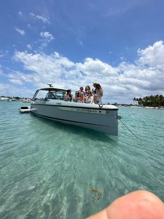 Bachelorette Booze Cruise: Custom Private Tour with BYOB image 2