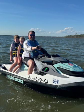 Alabama Extreme Watersports: Thrilling WaveRunner Experience image 5