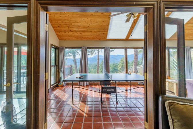 3 Night All-Inclusive Bachelor Weekend with Vacation Rental, Transportation, and Non-Stop Activities image 7