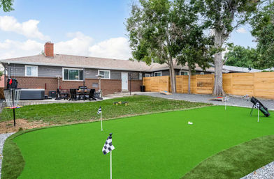 Golf Haus Denver: Features Private Hot Tub, Mini-Golf Course & Arcade Games image 2