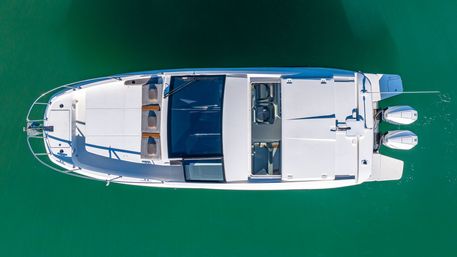 Set Sail in Style: Celebrate with a 32' Beneteau in Miami's Crystal Waters image 7