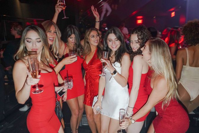 Drink Up Miami: All-Inclusive Nightlife Experience image 1