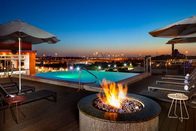 Canvas Hotel Dallas image 1