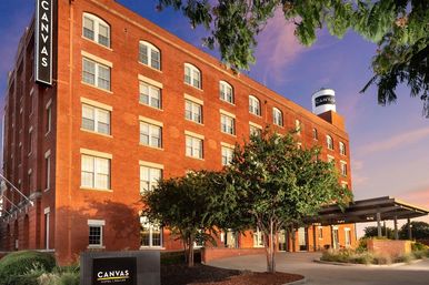 Canvas Hotel Dallas image 40