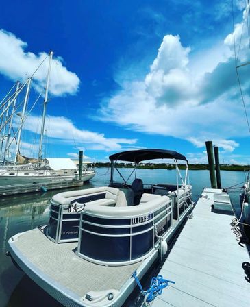 St. Augustine Boat Rentals: Luxury Pontoons for Parties, Bachelorettes & Special Events image 1