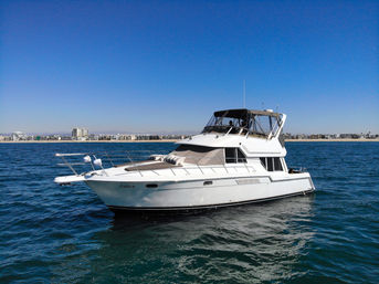 Private Yacht Charters from Marina del Rey: Sunset Cruises, Day Trips & More image 4