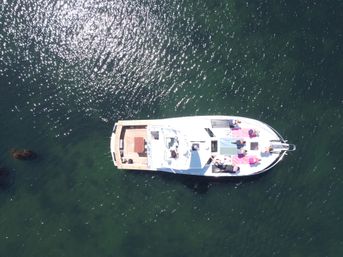 Namaste Afloat: Private Yoga Cruise on Mission Bay image 14