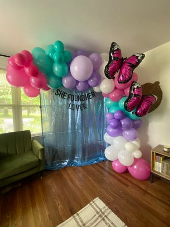 Luxury Balloon Magic: Customized for Your Celebration image 14