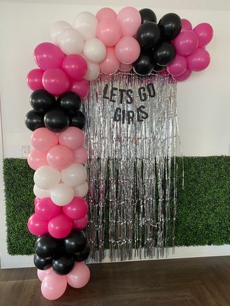 Luxury Balloon Magic: Customized for Your Celebration image 5