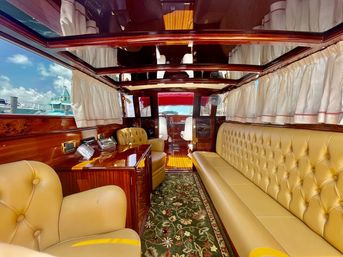 Miami River Cruise in a Luxurious Water Limousine with Photo Opp image 7