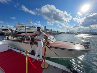 Miami River Cruise in a Luxurious Water Limousine with Photo Opp image 3