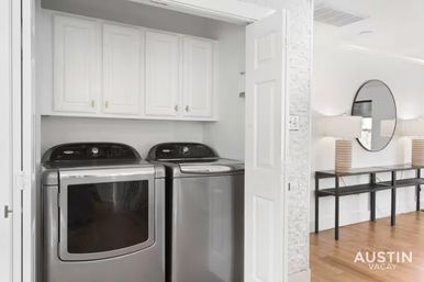 Downtown Austin Penthouse with Private Elevator + Access to Swim Club image 59