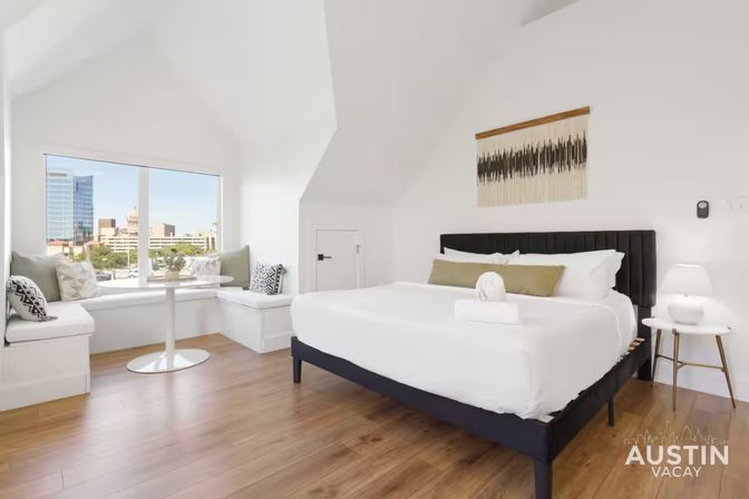 Downtown Austin Penthouse with Private Elevator + Access to Swim Club image 40