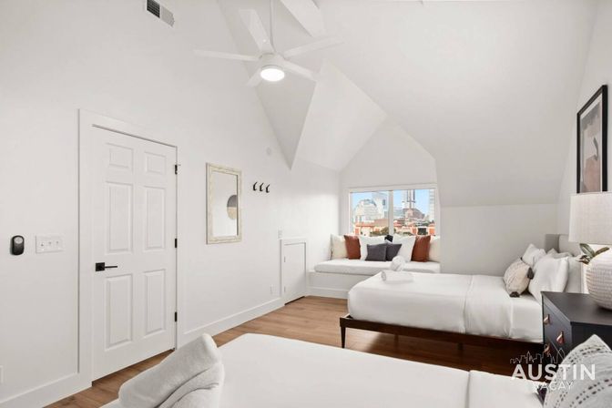 Downtown Austin Penthouse with Private Elevator + Access to Swim Club image 36
