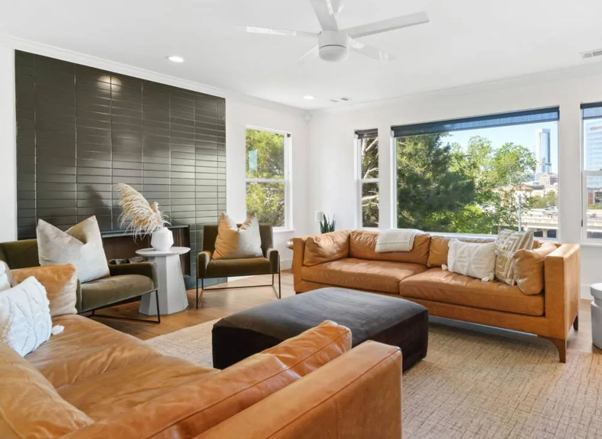 Downtown Austin Penthouse with Private Elevator + Access to Swim Club image 1