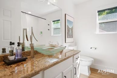 Downtown Austin Penthouse with Private Elevator + Access to Swim Club image 49