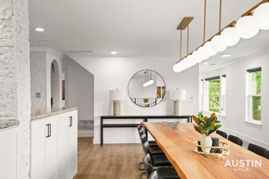 Downtown Austin Penthouse with Private Elevator + Access to Swim Club image 24
