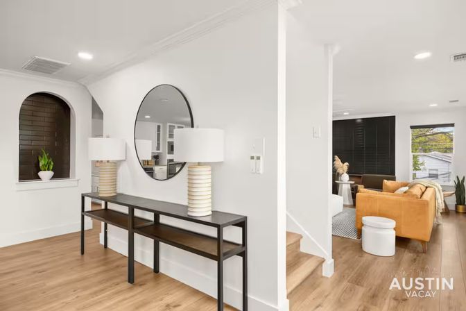 Downtown Austin Penthouse with Private Elevator + Access to Swim Club image 9