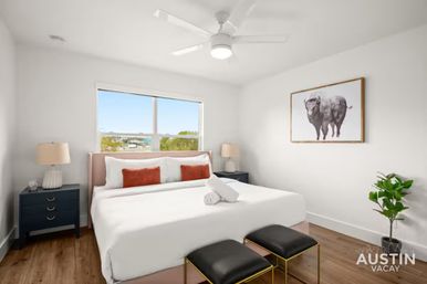 Downtown Austin Penthouse with Private Elevator + Access to Swim Club image 43