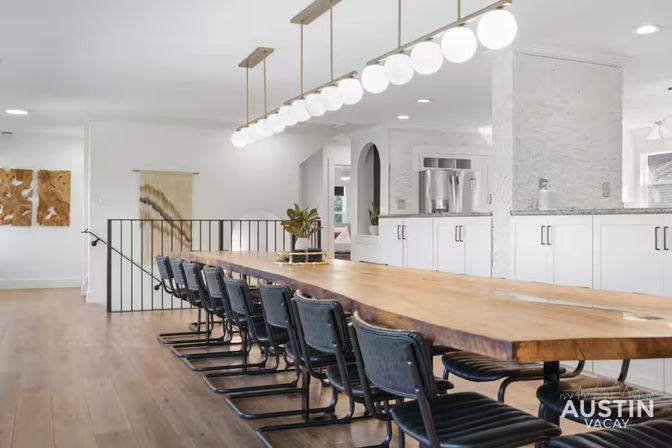 Downtown Austin Penthouse with Private Elevator + Access to Swim Club image 25