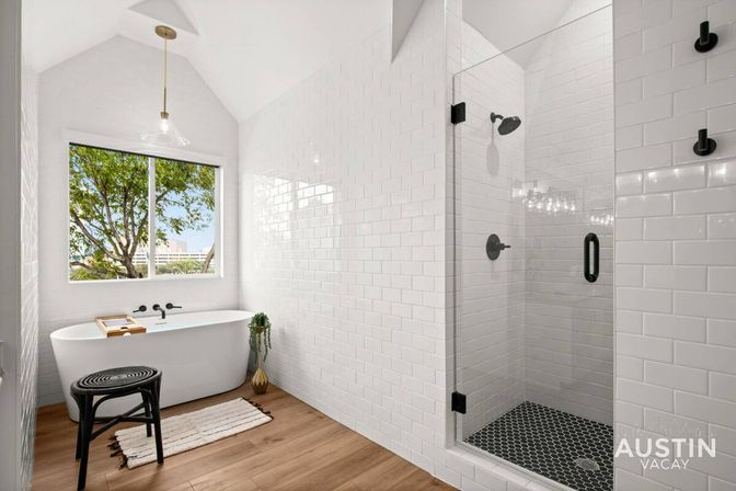 Downtown Austin Penthouse with Private Elevator + Access to Swim Club image 53