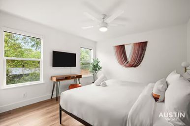Downtown Austin Penthouse with Private Elevator + Access to Swim Club image 27