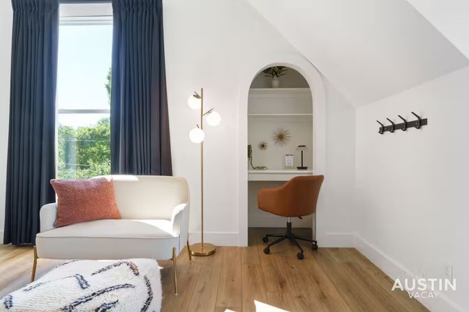 Downtown Austin Penthouse with Private Elevator + Access to Swim Club image 41