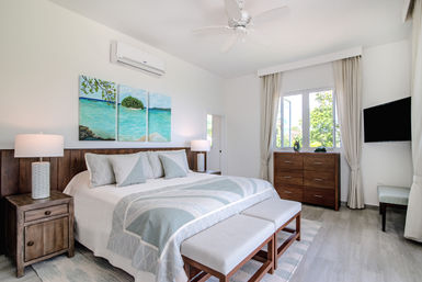 Bougain Villa: Luxury Villa with Staff, Pool & Half Moon Resort Membership in Montego Bay image 30