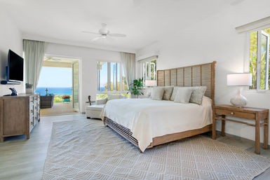 Bougain Villa: Luxury Villa with Staff, Pool & Half Moon Resort Membership in Montego Bay image 27
