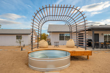 The Golden Abode: 3-Bedroom Rental with Fire Pit, Hammocks, Hot Tub & Cowboy Pool with Deck for the Ultimate Desert Escape image 53