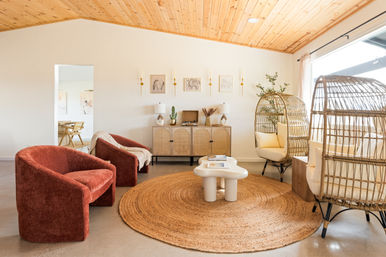 The Golden Abode: 3-Bedroom Rental with Fire Pit, Hammocks, Hot Tub & Cowboy Pool with Deck for the Ultimate Desert Escape image 5