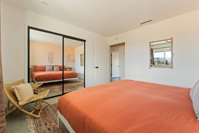 The Golden Abode: 3-Bedroom Rental with Fire Pit, Hammocks, Hot Tub & Cowboy Pool with Deck for the Ultimate Desert Escape image 24