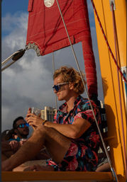 Sunset Sail from Kewalo Harbor with Drinks Included image 2