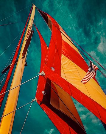 Sunset Sail from Kewalo Harbor with Drinks Included image 18