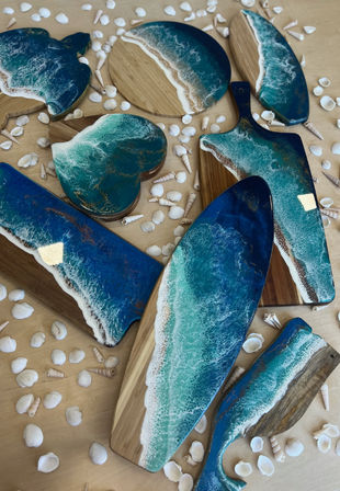 Epoxy Resin Art Workshop: Make an Ocean Cheeseboard image 4