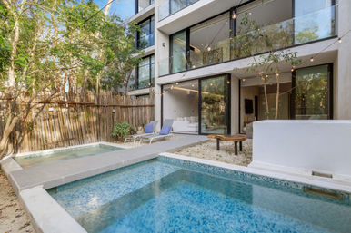 Paradise 5-Bedroom Villa with Private Pool image 24