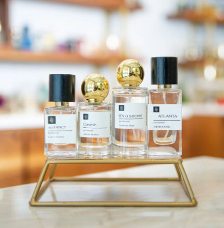 Custom Perfume Making Experience: Luxurious Scent Blending Workshop for Bridal Parties & Events image 4