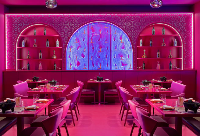 Rose Gold Package: Unlimited Mimosa Brunch, Pool Party + Transport  image 3