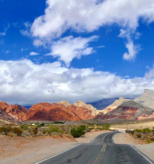 Red Rock Canyon Stunning Hike with Private Transportation Included image 4