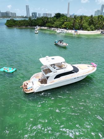 Miami Luxury Private Yacht Charter: Sandbar Party, Music & VIP Experience image 16