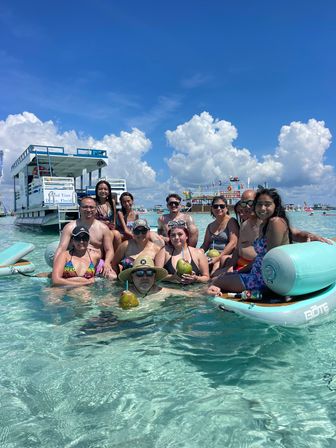 3-Hour Shared Crab Island & Harbor Cruise Adventure image 2
