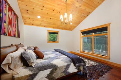 The Summit House: Luxe Catskills Stay with Hot Tub & Views image 25